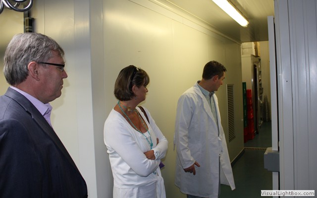 Visite de la ministre à la boucherie de la ferme Pondrôme
